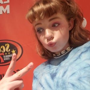 Meet your Posher, Kaitlyn